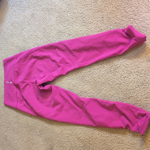 Willo Pink Athletic Workout Leggings Size Small - Picture 5 of 6